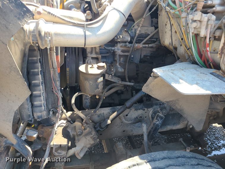 image for item MG9608 1992 Ford L9000  semi truck