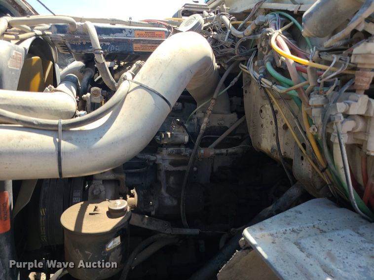 image for item MG9608 1992 Ford L9000  semi truck