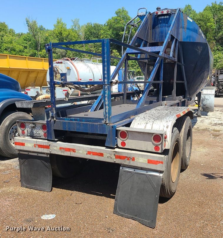 image for item MG9611 2011 LBT Inc HEB-HA2-J600X1  tank trailer