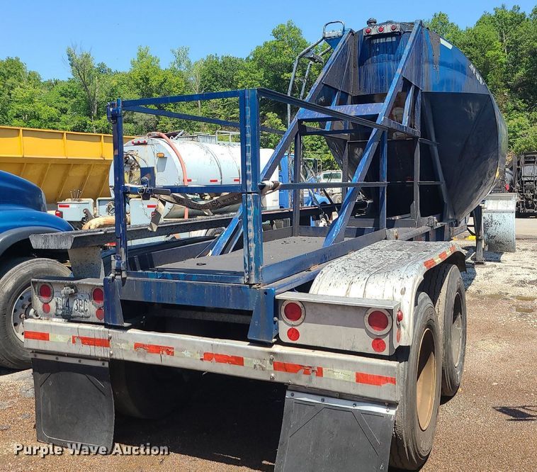 image for item MG9611 2011 LBT Inc HEB-HA2-J600X1  tank trailer