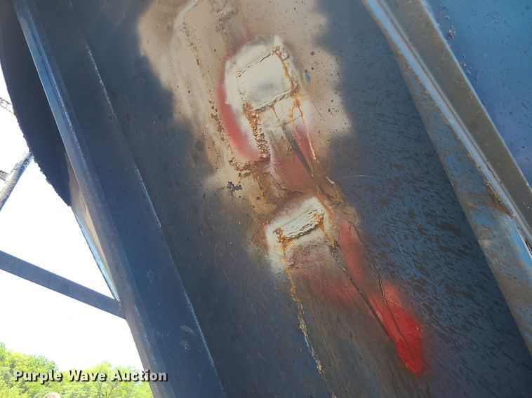 image for item MG9611 2011 LBT Inc HEB-HA2-J600X1  tank trailer