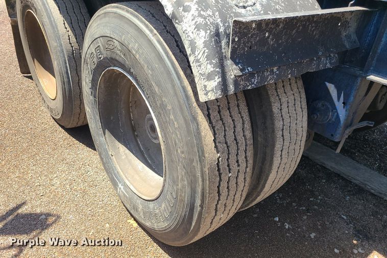 image for item MG9611 2011 LBT Inc HEB-HA2-J600X1  tank trailer