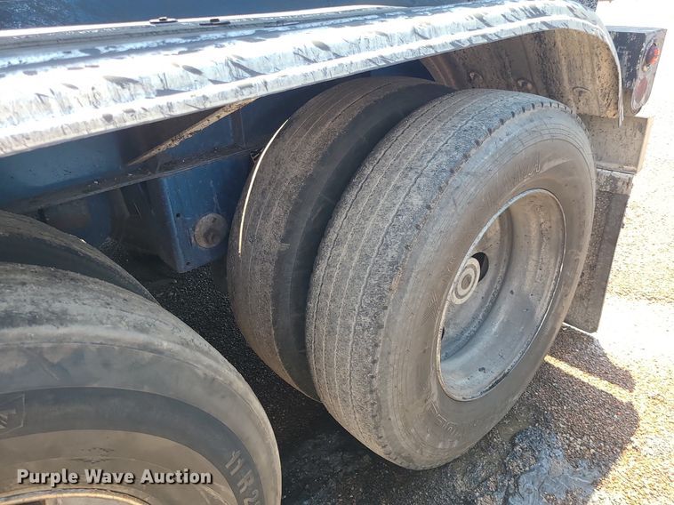 image for item MG9611 2011 LBT Inc HEB-HA2-J600X1  tank trailer