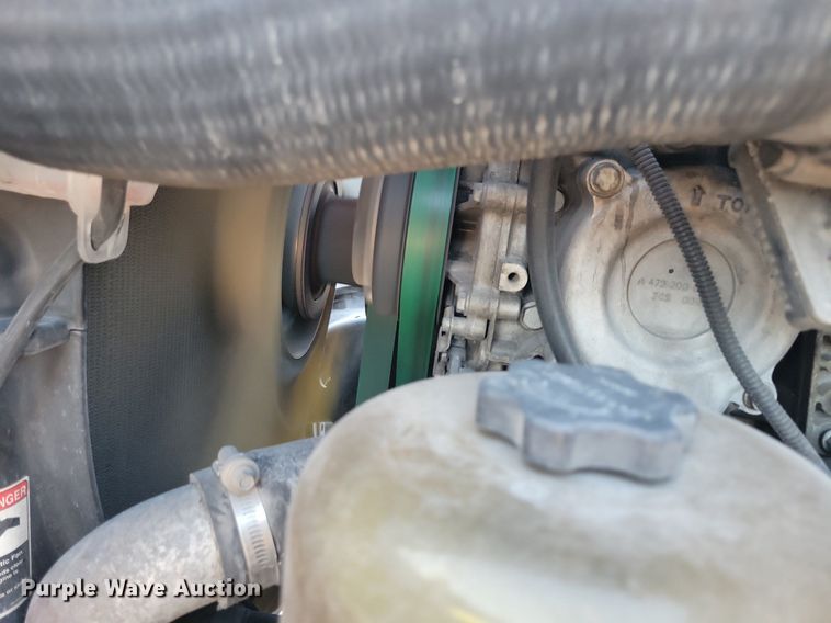 image for item MO9669 2015 Freightliner Cascadia 113  semi truck