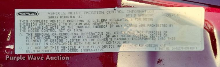 image for item MO9670 2015 Freightliner Cascadia 113  semi truck