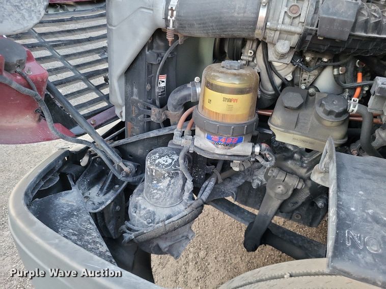 image for item MO9672 2015 Freightliner Cascadia 113  semi truck