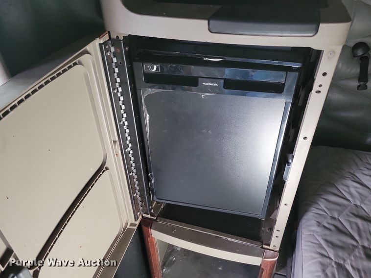 image for item MO9673 2015 Freightliner Cascadia 113  semi truck