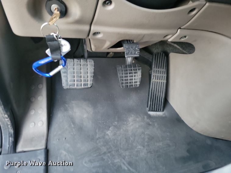 image for item MO9676 2015 Freightliner Cascadia 113  semi truck