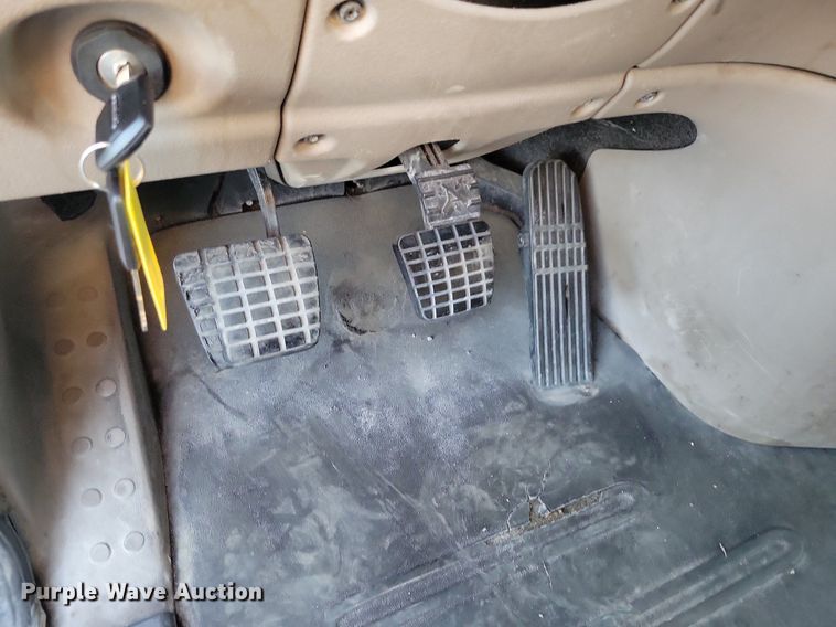 image for item MO9677 2015 Freightliner Cascadia 113  semi truck