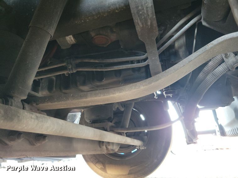 image for item MO9677 2015 Freightliner Cascadia 113  semi truck