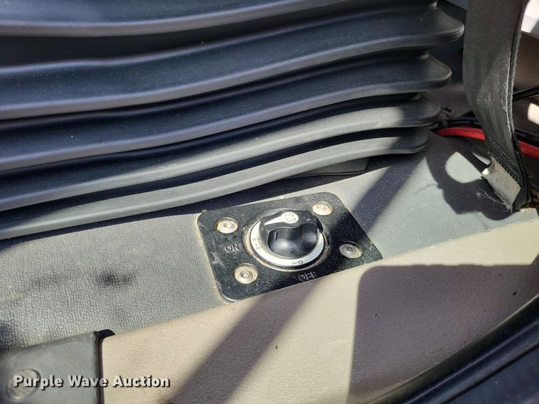 image for item MO9678 2015 Freightliner Cascadia 113  semi truck