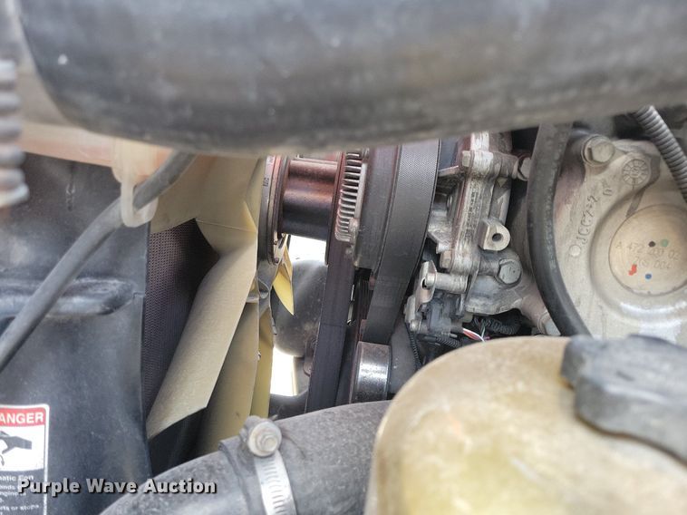 image for item MO9679 2015 Freightliner Cascadia 113  semi truck