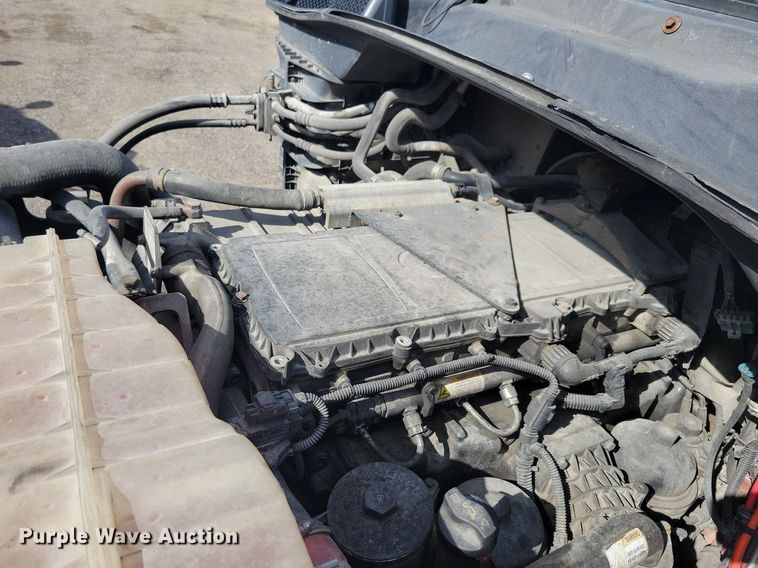 image for item MO9679 2015 Freightliner Cascadia 113  semi truck