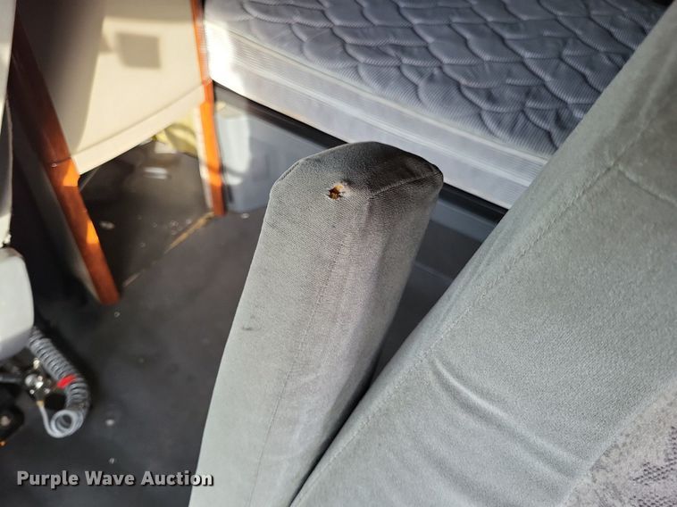 image for item MO9685 2015 Freightliner Cascadia 113  semi truck