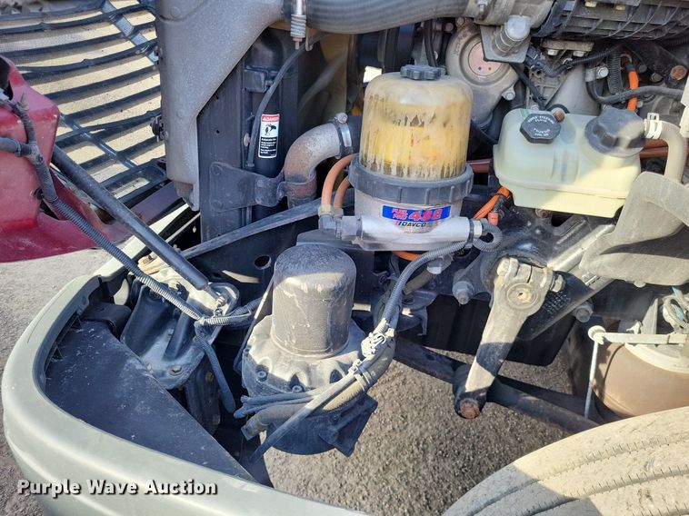 image for item MO9685 2015 Freightliner Cascadia 113  semi truck