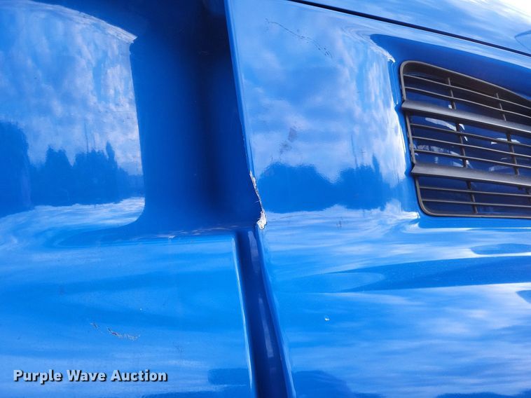 image for item MO9686 2015 Freightliner Cascadia 113  semi truck