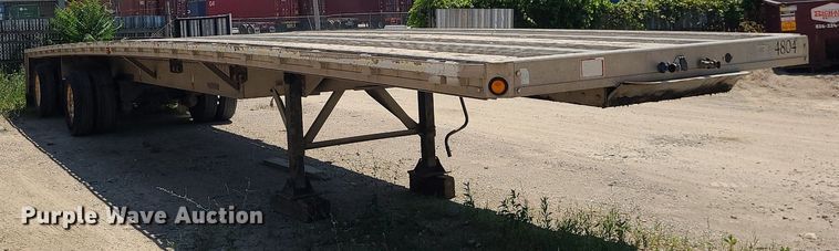 image for item MO9920 2002 Reitnouer  flatbed trailer