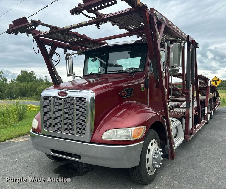 image for item MQ9297 2006 Peterbilt 335  car carrier truck