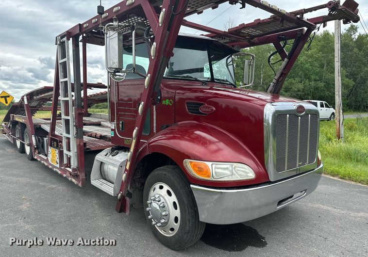 image for item MQ9297 2006 Peterbilt 335  car carrier truck