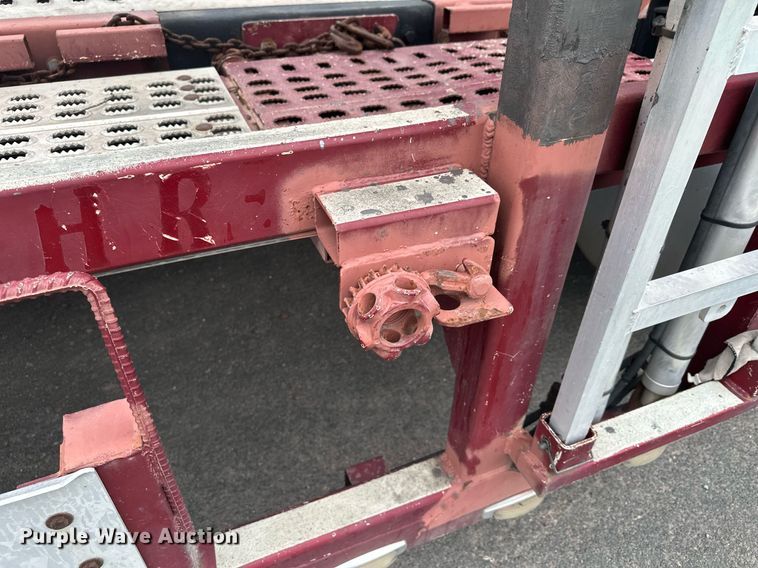 image for item MQ9297 2006 Peterbilt 335  car carrier truck