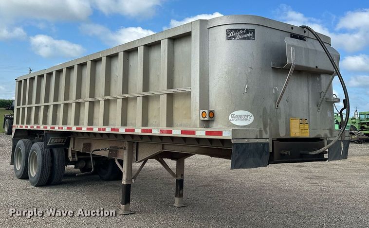 image for item MQ9298 1986 Dorsey  end dump trailer