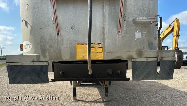 image for item MQ9298 1986 Dorsey  end dump trailer