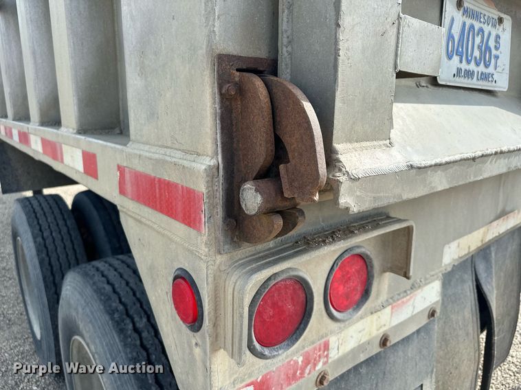 image for item MQ9298 1986 Dorsey  end dump trailer