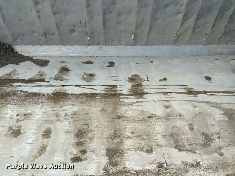 image for item MQ9298 1986 Dorsey  end dump trailer