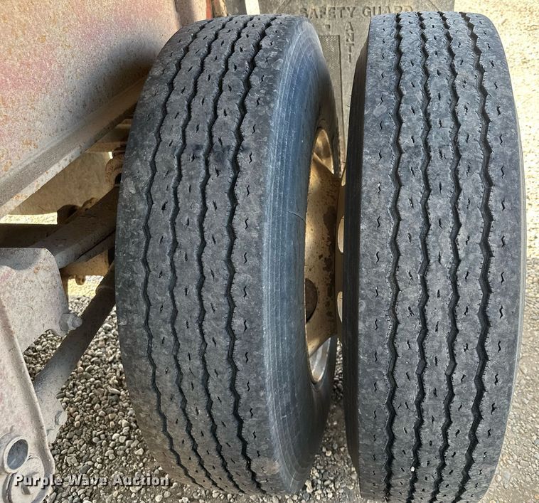 image for item MQ9298 1986 Dorsey  end dump trailer