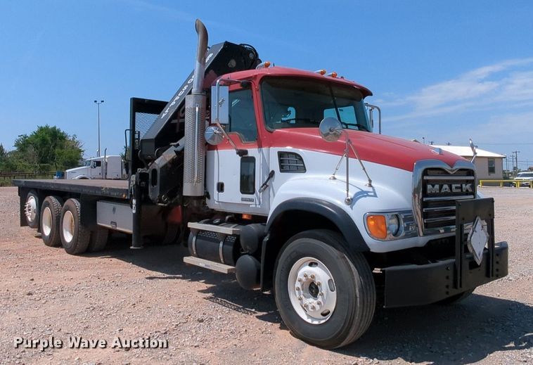 image for item MY9812 2007 Mack CV713  crane truck