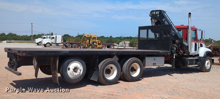 image for item MY9812 2007 Mack CV713  crane truck