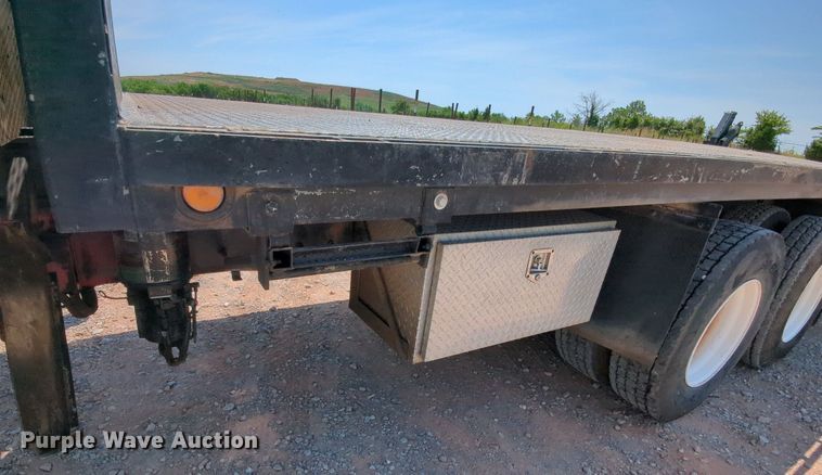 image for item MY9812 2007 Mack CV713  crane truck