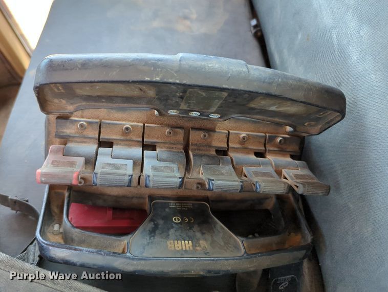 image for item MY9812 2007 Mack CV713  crane truck