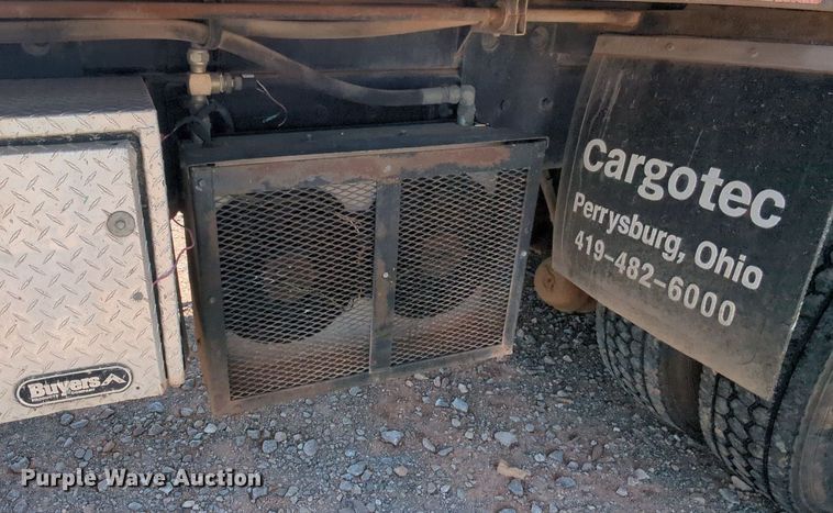 image for item MY9813 2006 Kenworth T800  crane truck