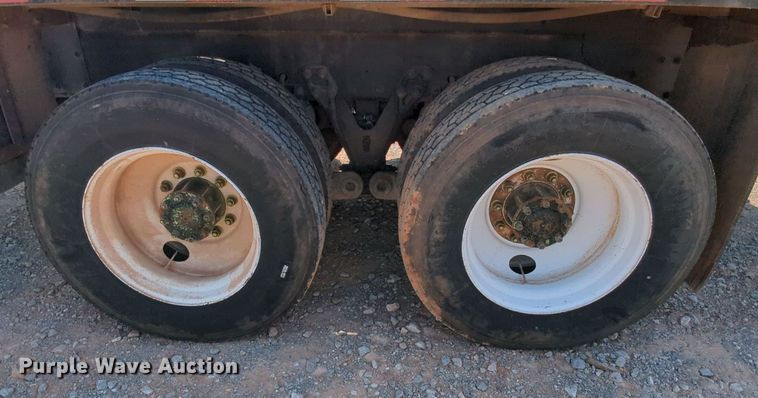 image for item MY9813 2006 Kenworth T800  crane truck