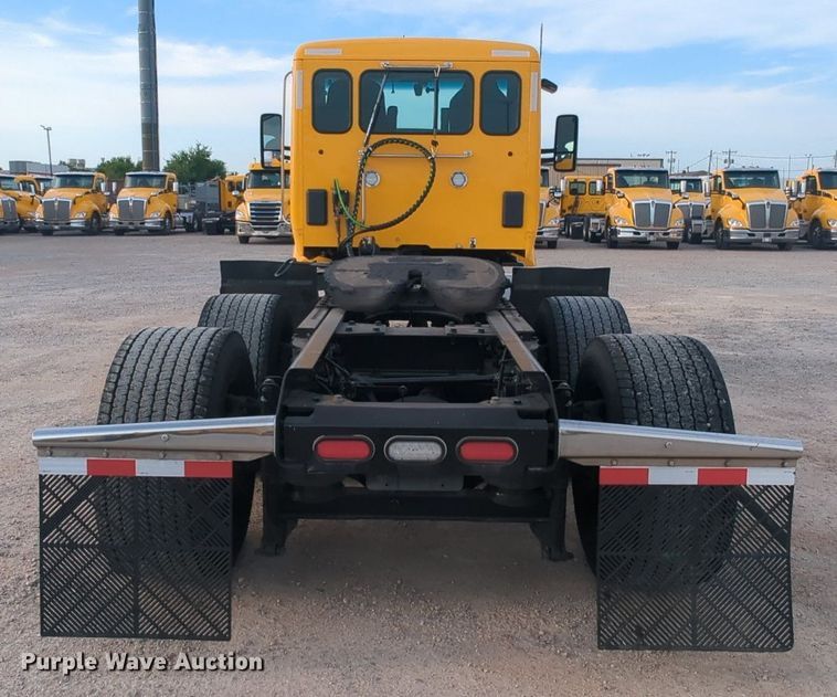 image for item MY9816 2020 Kenworth T680  semi truck