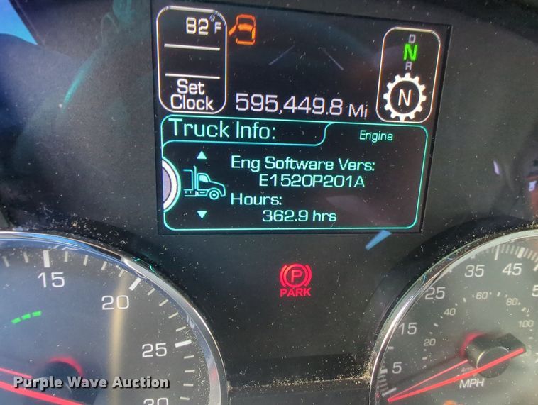 image for item MY9816 2020 Kenworth T680  semi truck