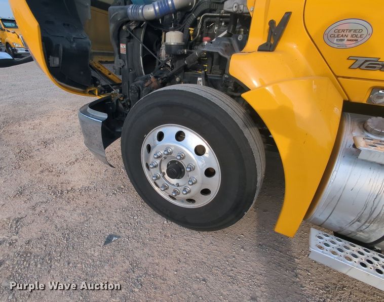 image for item MY9816 2020 Kenworth T680  semi truck