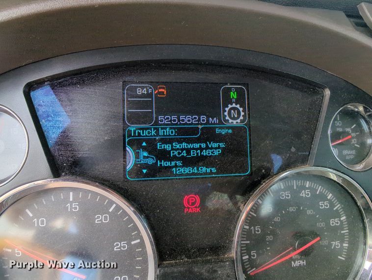 image for item MY9820 2019 Kenworth T680  semi truck