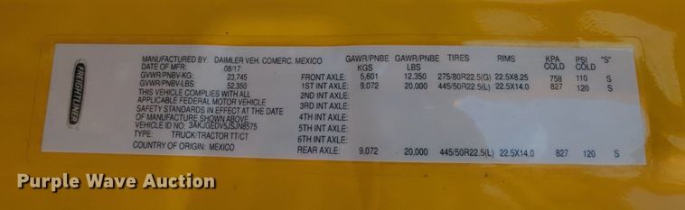 image for item MY9822 2018 Freightliner Cascadia 125  semi truck