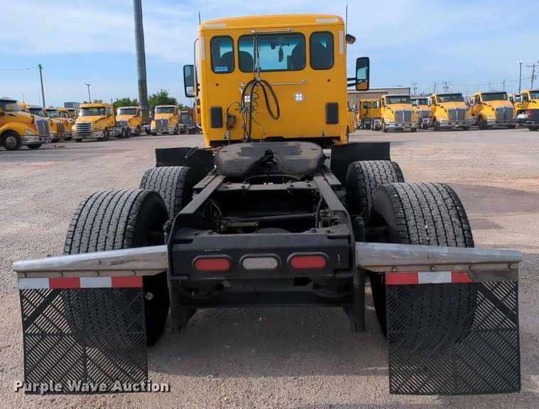 image for item MY9823 2019 Kenworth T680  semi truck