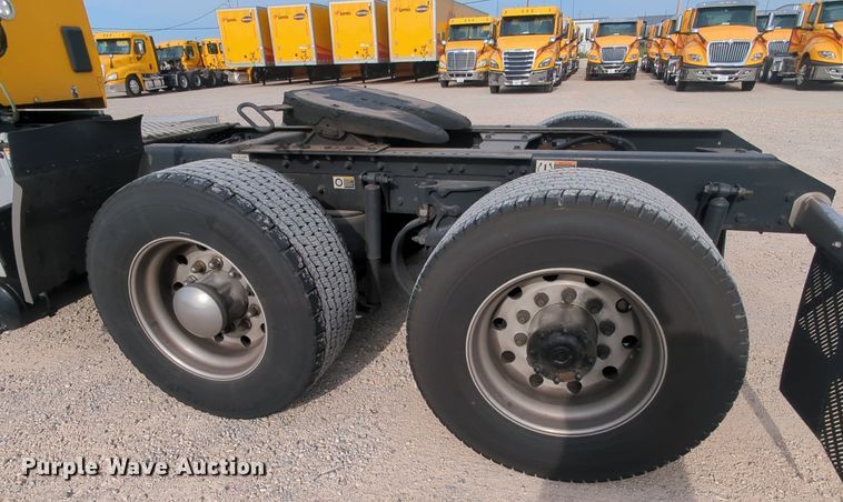 image for item MY9823 2019 Kenworth T680  semi truck