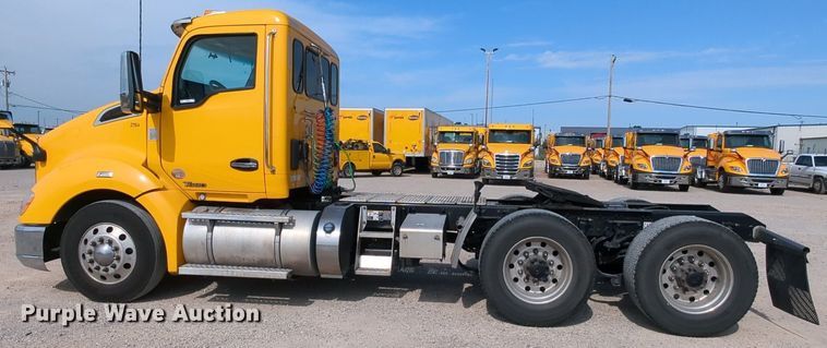 image for item MY9826 2020 Kenworth T680  semi truck