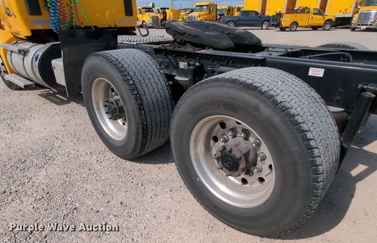 image for item MY9826 2020 Kenworth T680  semi truck