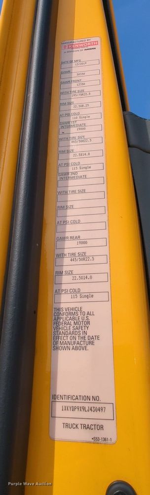 image for item MY9826 2020 Kenworth T680  semi truck