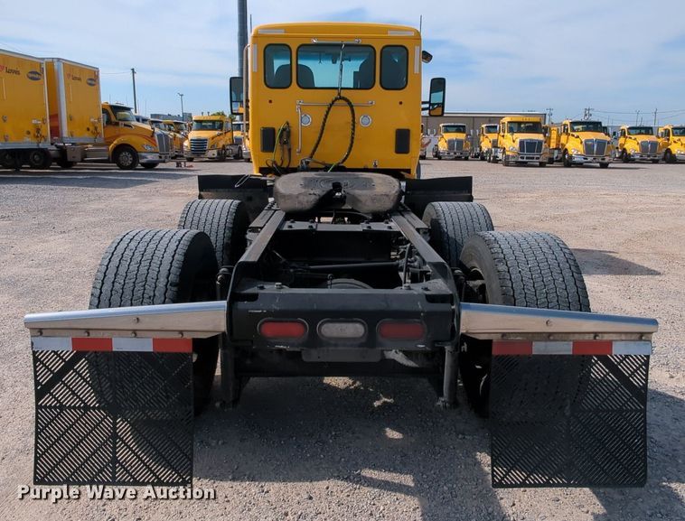 image for item MY9827 2020 Kenworth T680  semi truck