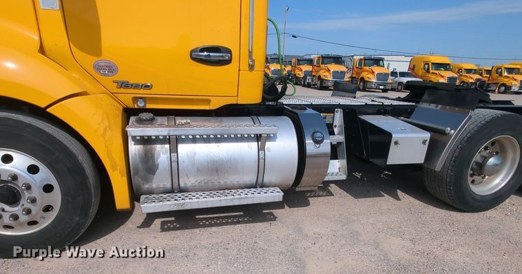 image for item MY9827 2020 Kenworth T680  semi truck