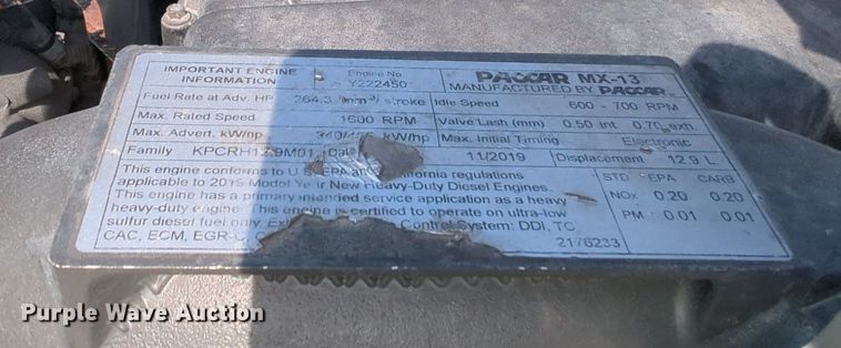 image for item MY9827 2020 Kenworth T680  semi truck