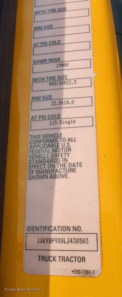 image for item MY9827 2020 Kenworth T680  semi truck