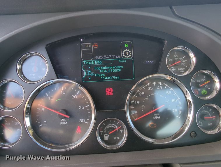 image for item MY9828 2020 Kenworth T680  semi truck